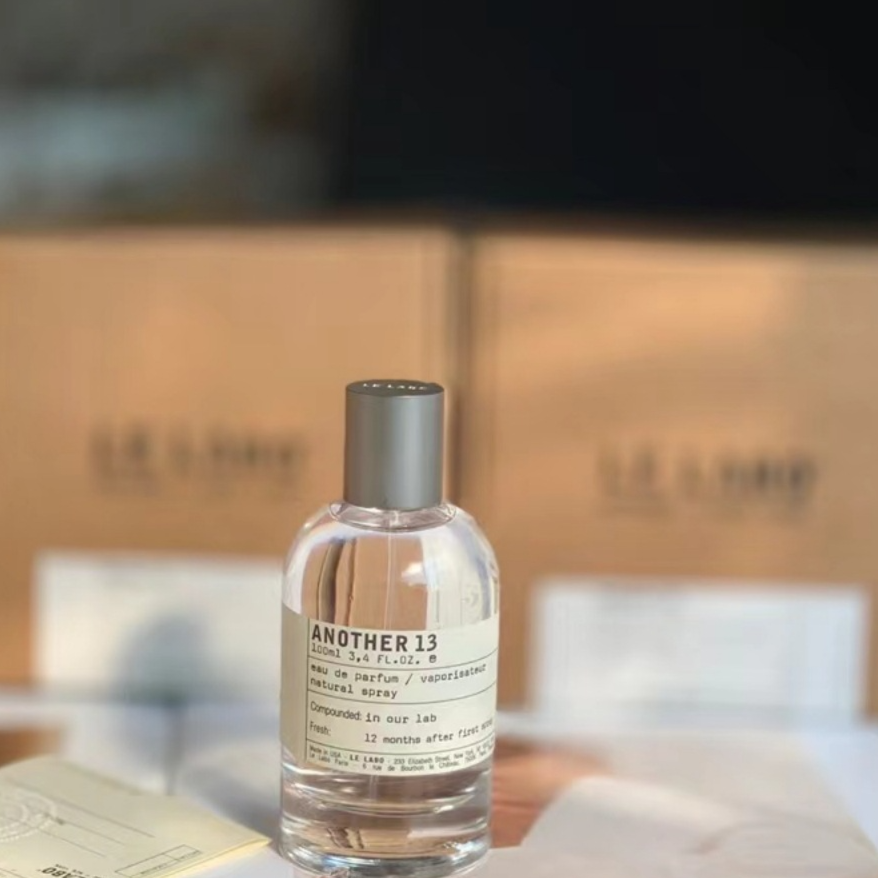 Elegant Laboratory Scented Perfume